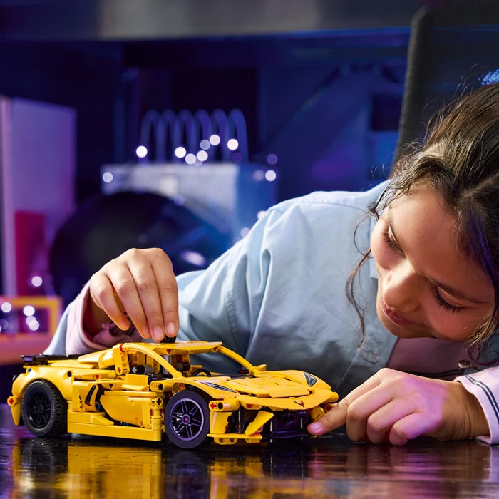 Chevrolet Corvette Stingray Lego Technic - 42205