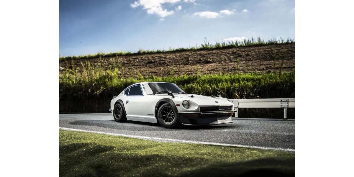 Kyosho Fazer FZ02 Datsun 240Z 1971 Tuned Ver. Blanc 1:10 Readyset